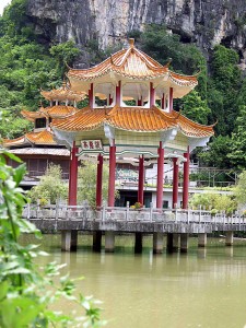 2_3_guilin_pagoda